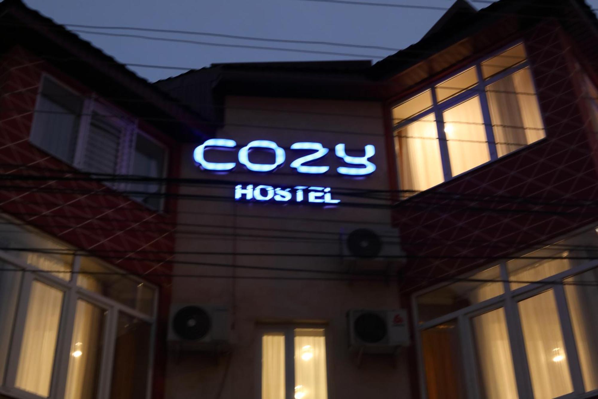 Cozy Hostel Biszkek Zewnętrze zdjęcie